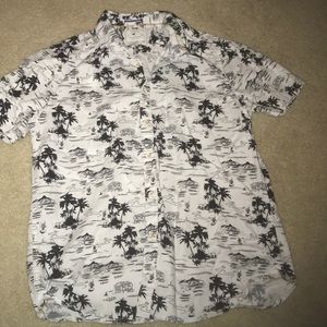Tropic short sleeve button up